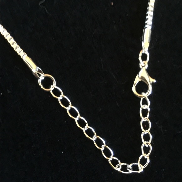 Mom Necklace 18”+3” ext., New - Picture 4 of 4